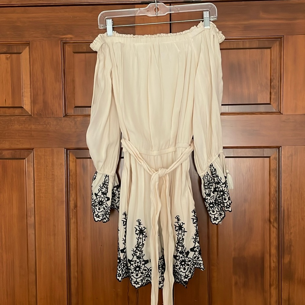 American Eagles cream and black romper